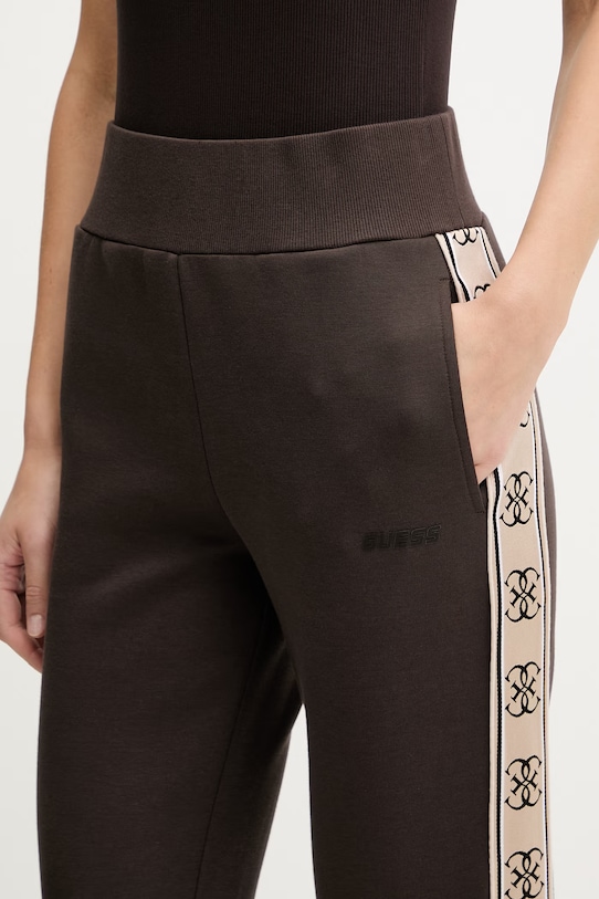 Guess spodnie dresowe BRITNEY brązowy V2YB15.KB3P2