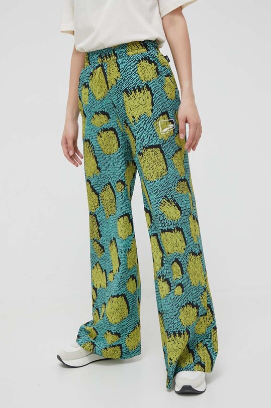 Puma pantaloni 538016 verde SS23