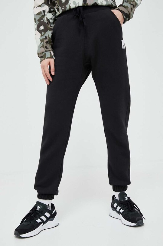 Спортивные штаны adidas трикотаж чёрный HZ4368