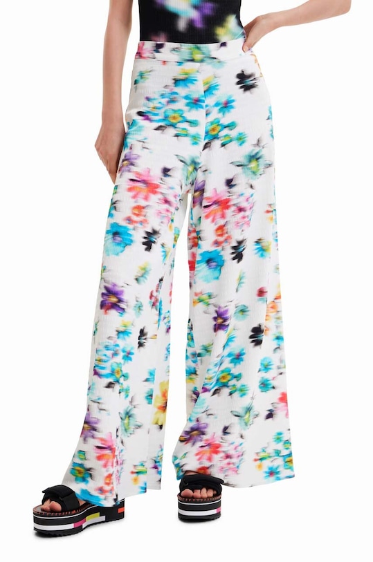 Desigual spodnie 23SWPW11 biały SS23