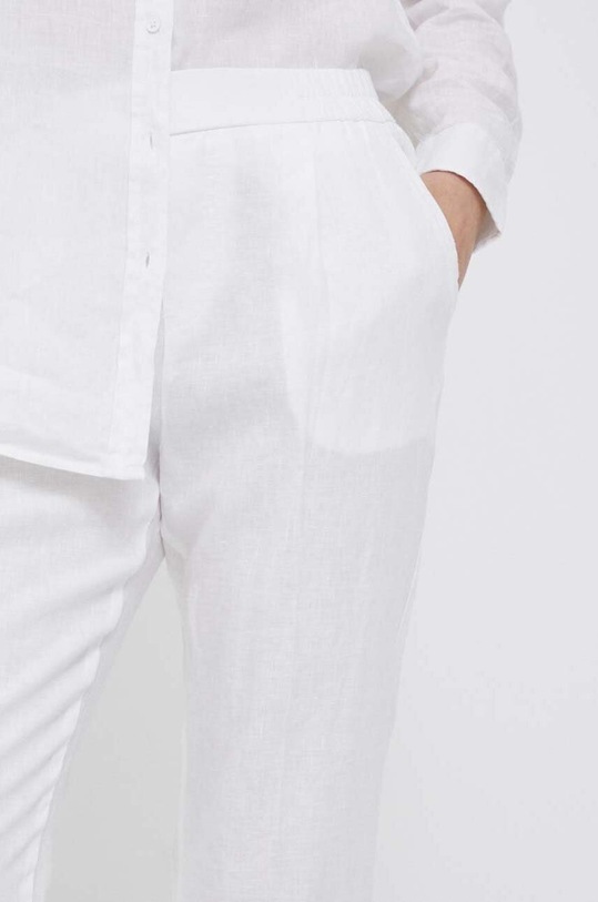 Plátěné kalhoty United Colors of Benetton bílá 4AGH558X5.101.