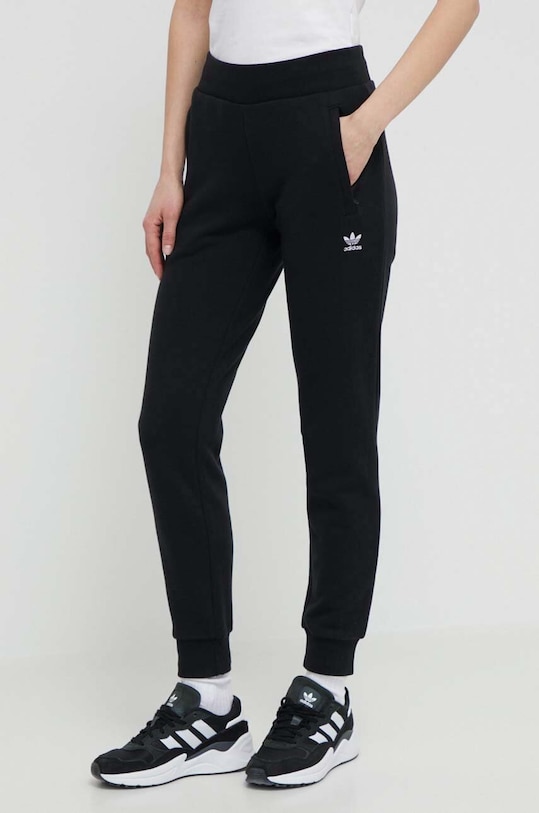 Памучен спортен панталон adidas Originals памук черен IA6479