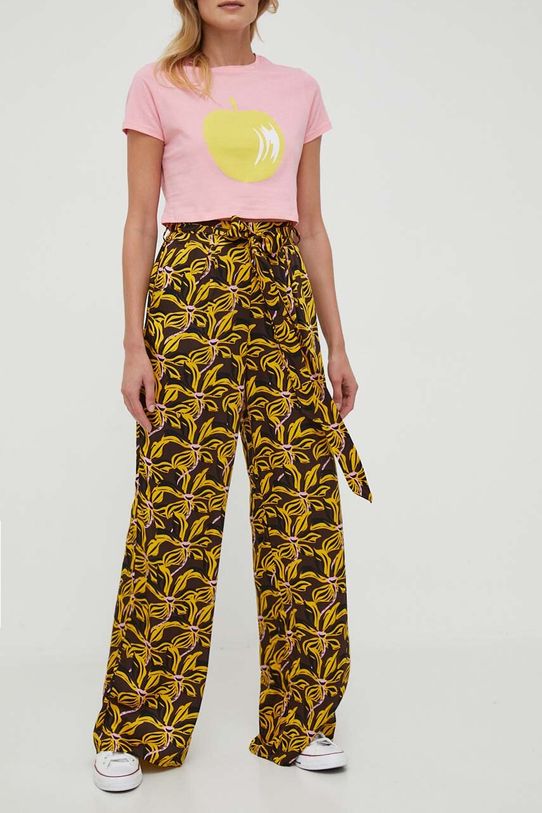 Hlače United Colors of Benetton 4UPADF05K.89U zlatna SS23
