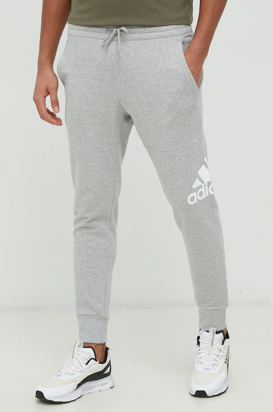 Bavlněné tepláky adidas bavlna šedá HA4345
