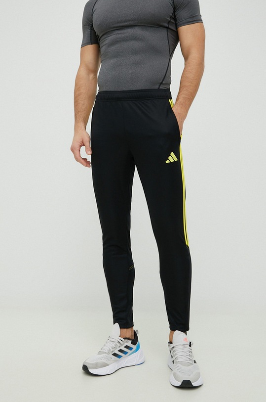 adidas Performance edzőnadrág Tiro 23 aplikációval fekete IC1585