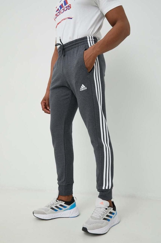 Бавовняні спортивні штани adidas IC9408 сірий SS23