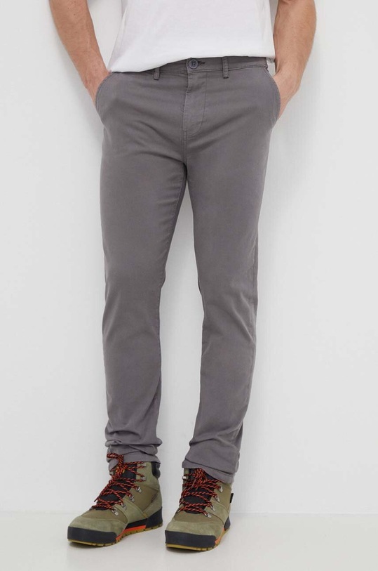 Hlače Napapijri M-Puyo NP0A4H1FH311 siva SS24