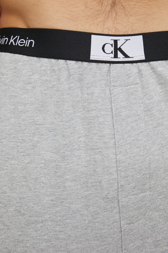 Bavlnené pyžamové nohavice Calvin Klein Underwear sivá 000NM2393E.PPYX