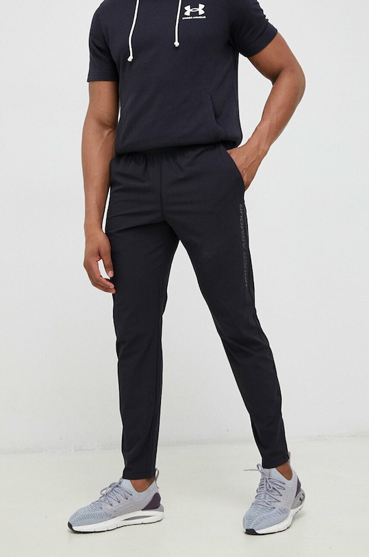 Under Armour pantaloni de alergare Storm panza negru 1376800