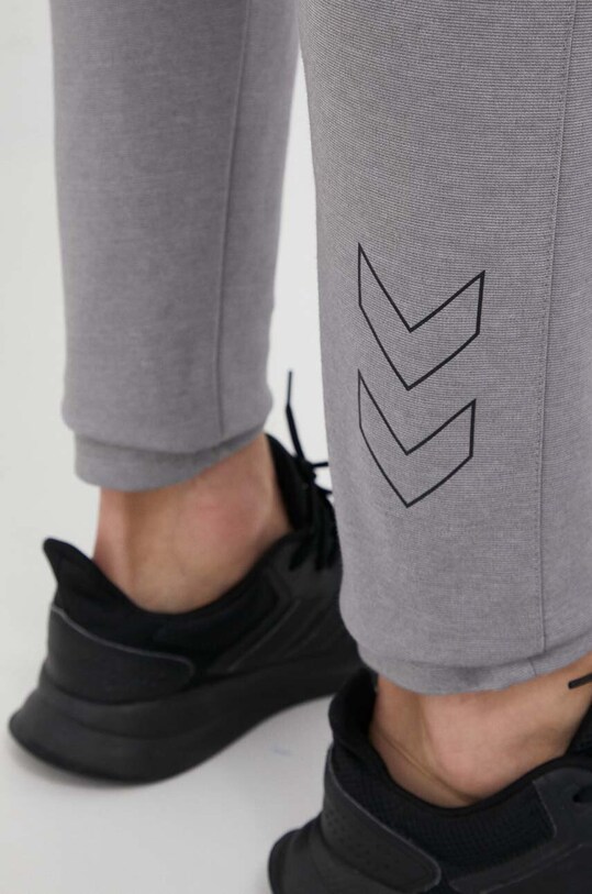 Hummel pantaloni de trening Interval 219168 gri