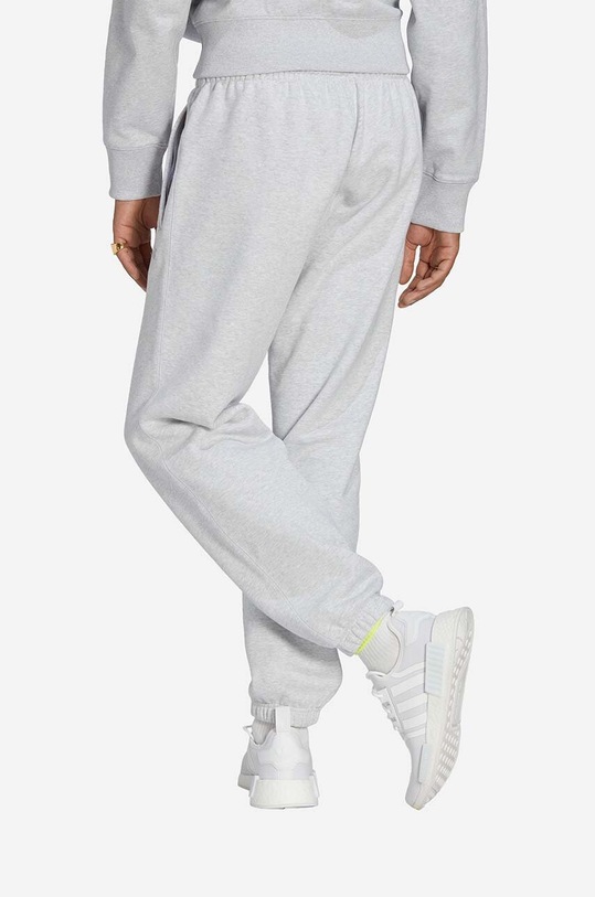 Oblečenie Tepláky adidas Originals Premium Essentials Sweat Pants HB7503 sivá