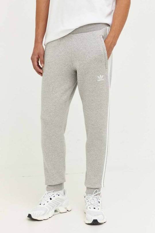adidas Originals melegítőnadrág Adicolor Classics 3-Stripes Pants aplikációval szürke IA4795