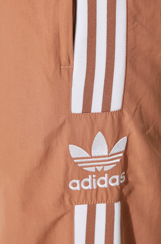 adidas Originals spodnie dresowe Adicolor Classics Lock-Up Trefoil Track Pants IA6356 brązowy