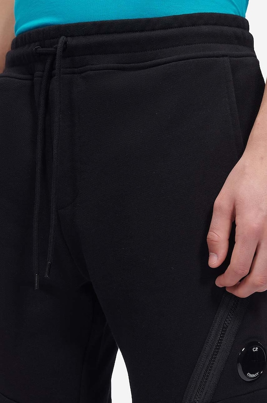 Odzież C.P. Company spodnie dresowe bawełniane Jogging Pant 14CMSP084A005086W999 czarny
