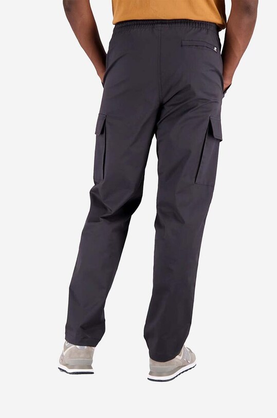 New Balance spodnie MP31526BK szary SS23