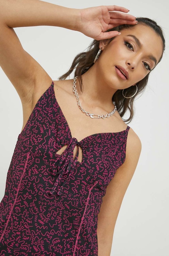 Šaty Tommy Jeans růžová DW0DW15001.PPYX