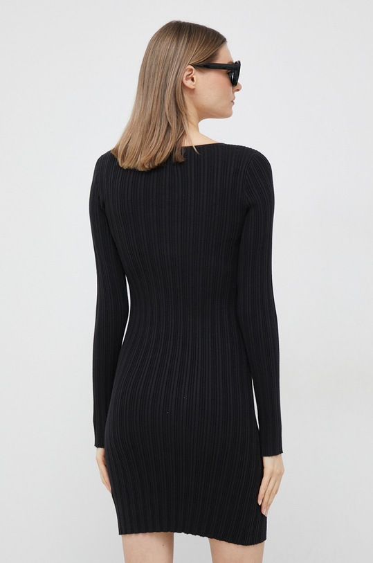 Odzież Calvin Klein Jeans sukienka J20J220550.PPYX czarny