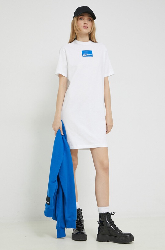 Karl Lagerfeld Jeans sukienka bawełniana nadruk biały 231J1306