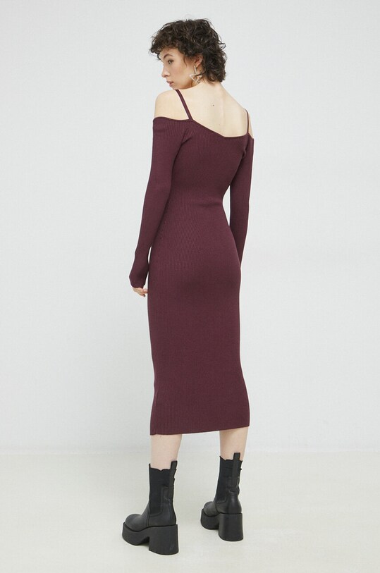 Abercrombie & Fitch rochie KI159.2896.620 burgundia SS23