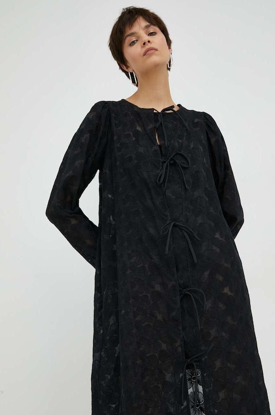 Šaty Résumé čierna 17590969