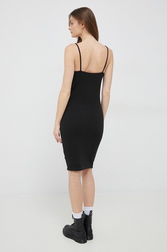 Oblečenie Šaty Calvin Klein Jeans J20J221149.PPYX čierna