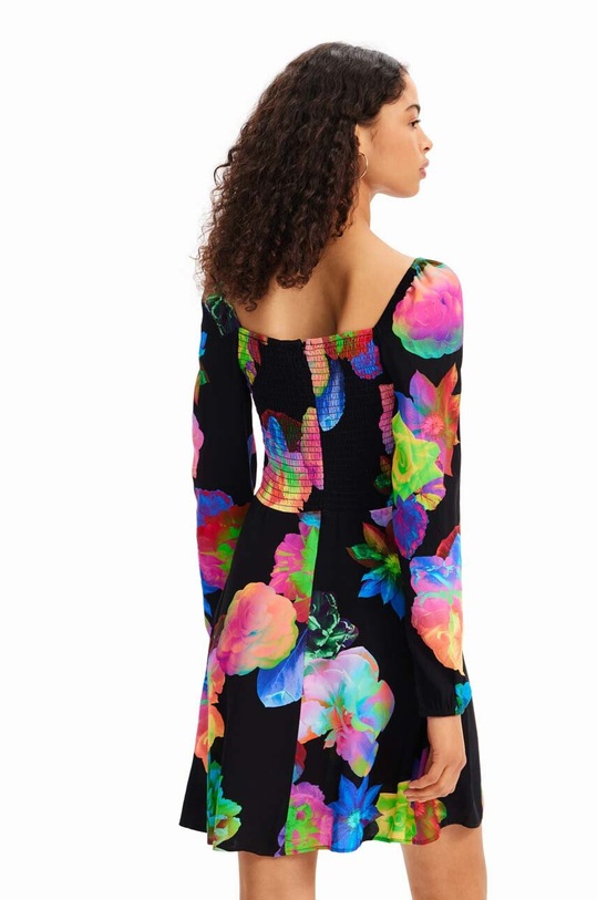Desigual sukienka 23SWVW17 czarny