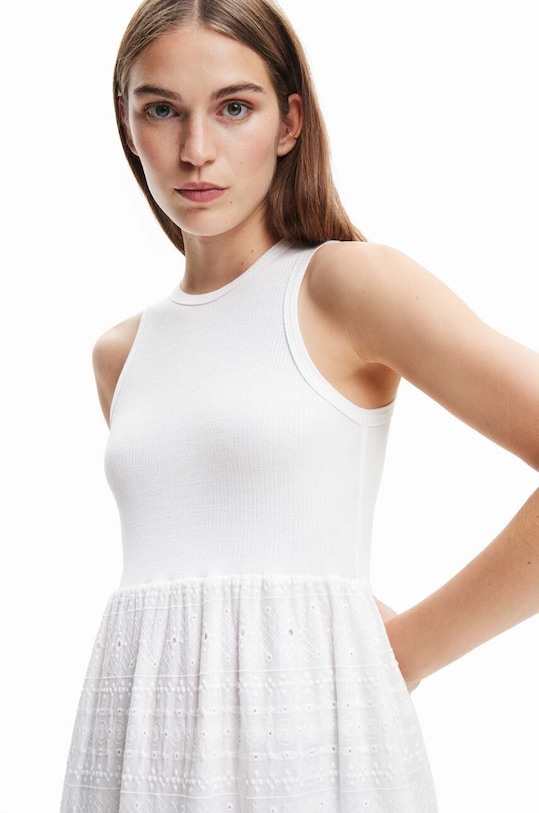 Desigual rochie 23SWVW84 alb SS23