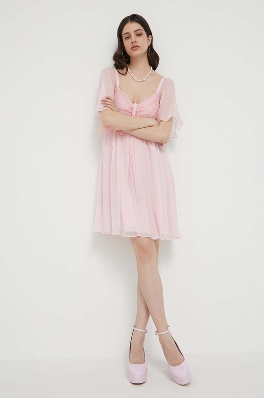 Blugirl Blumarine sukienka z domieszką jedwabiu RA3045.T3339 różowy SS23