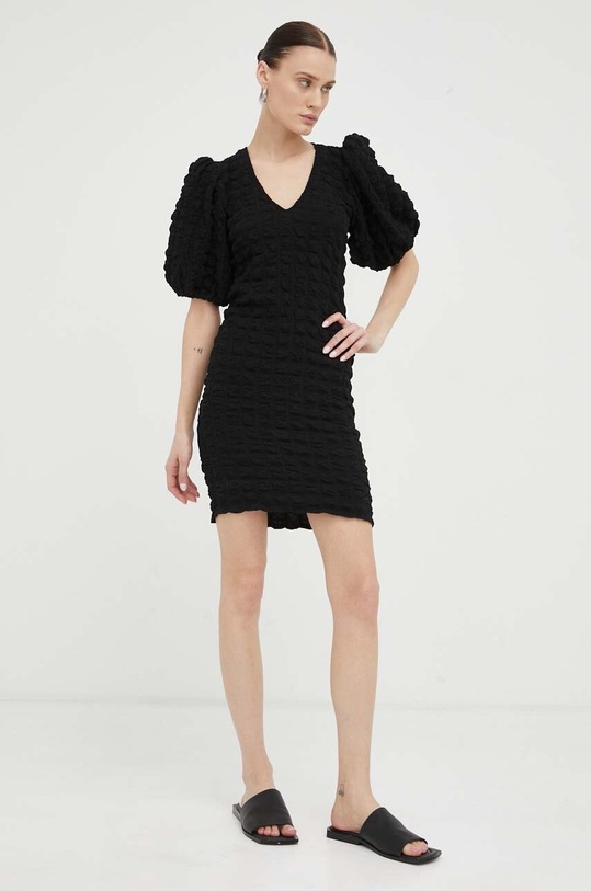 Gestuz sukienka 10907083 czarny SS23