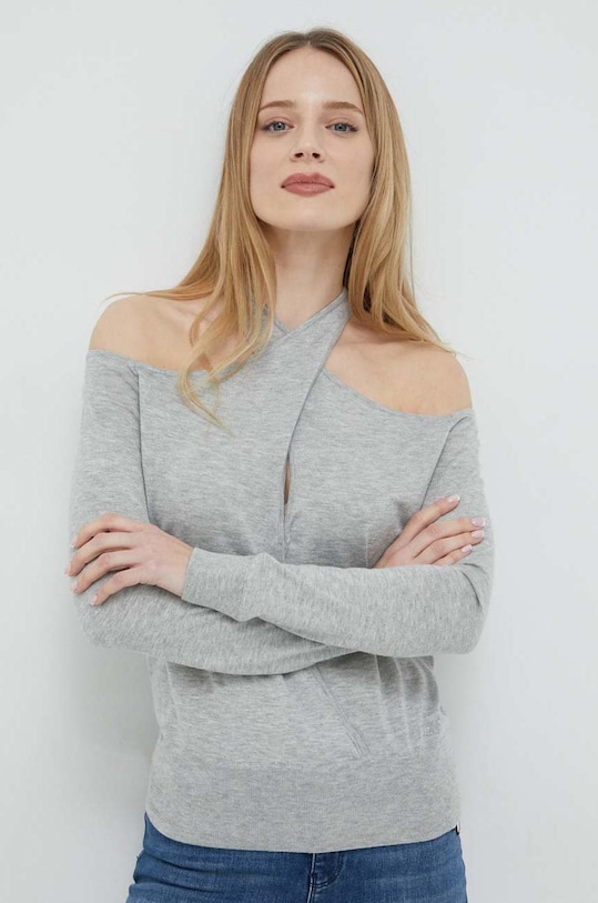 Guess sweter z domieszką wełny cold shoulder szary W3RR27.Z33T2