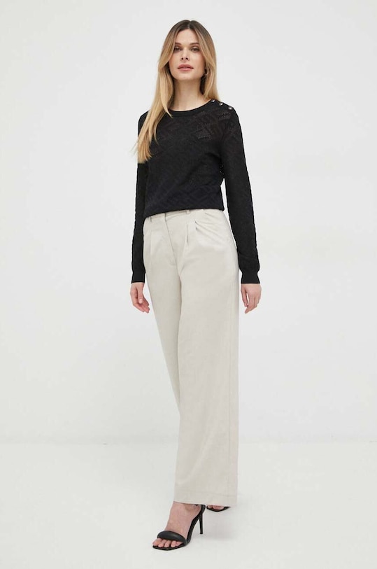 Guess top W3GR24.Z36O0 fekete SS23