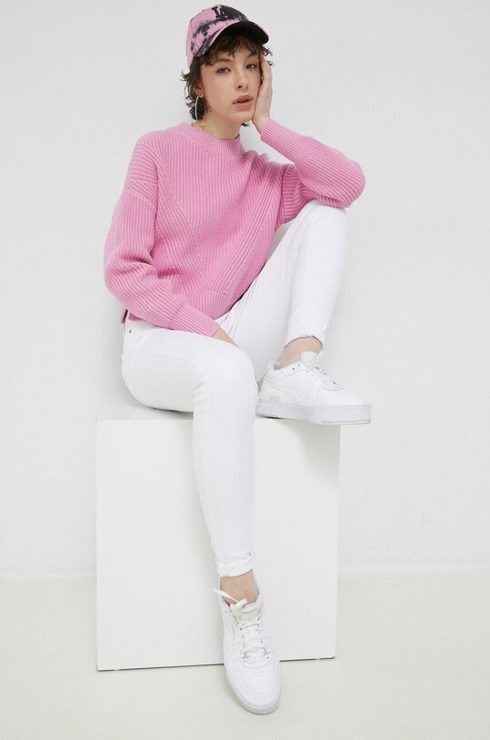Abercrombie & Fitch sweter KI150.3100.620 różowy SS23