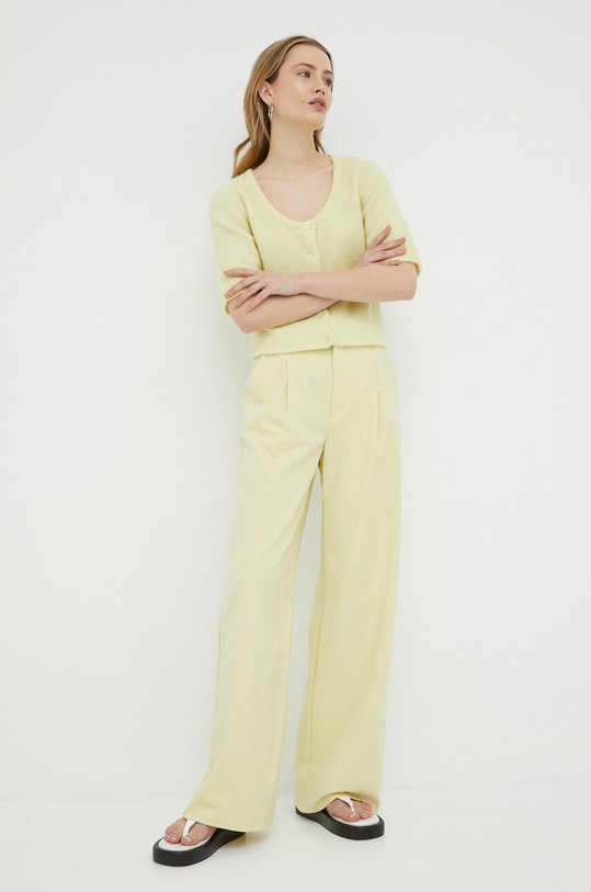 Vlněný svetr Gestuz Alpha 10906943 žlutá SS23