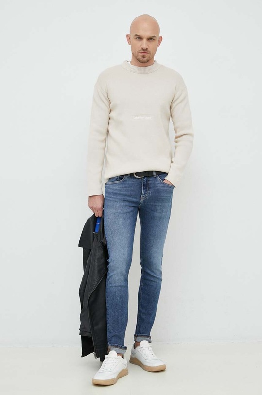 Βαμβακερό πουλόβερ Calvin Klein Jeans J30J322859.PPYX μπεζ SS23