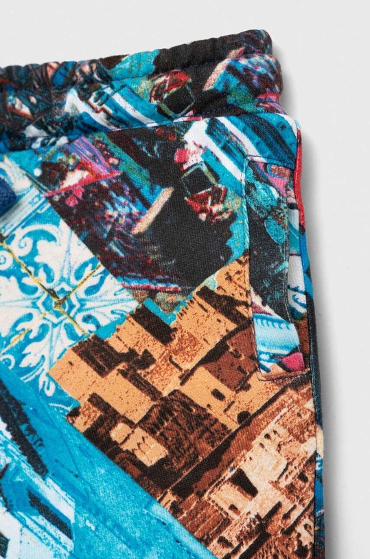 Fiú Guess gyerek pamut rövidnadrág N3GD00.KA6R3.PPYX többszínű