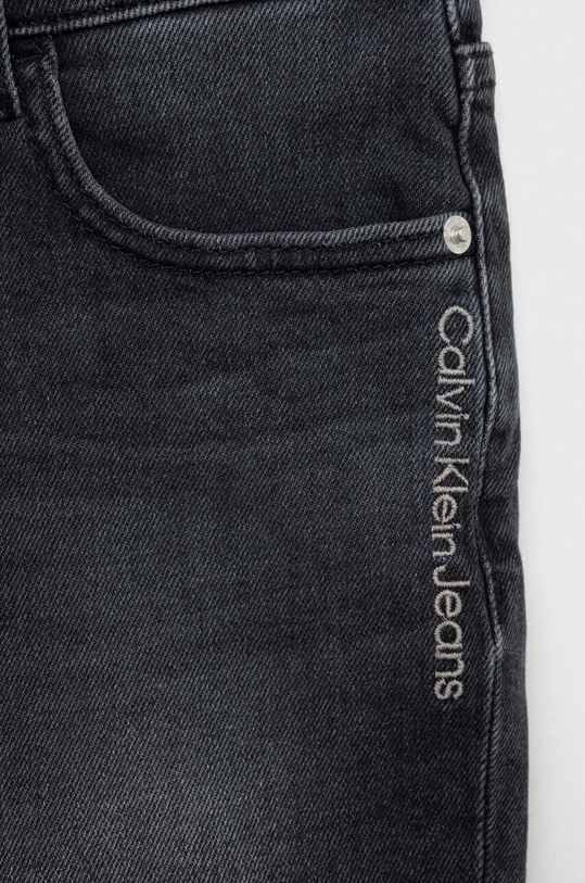 Момче Детски дънков къс панталон Calvin Klein Jeans IB0IB01620.PPYX черен