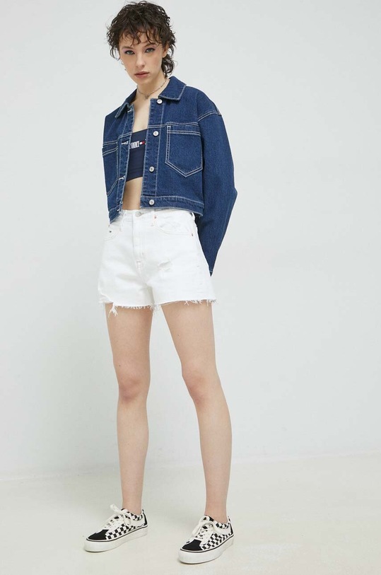 Tommy Jeans szorty jeansowe DW0DW15611.PPYX biały SS23