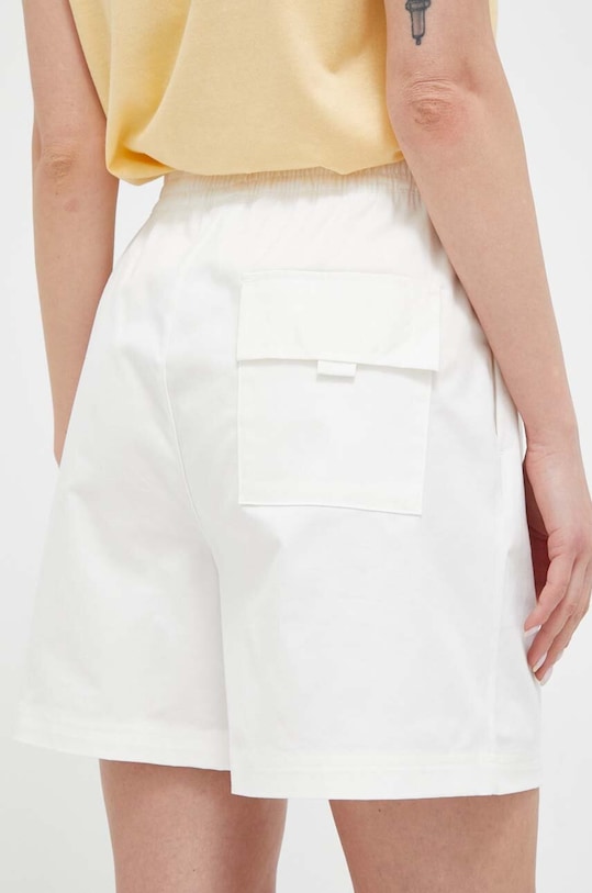 Îmbrăcăminte New Balance pantaloni scurti WS31551SST alb