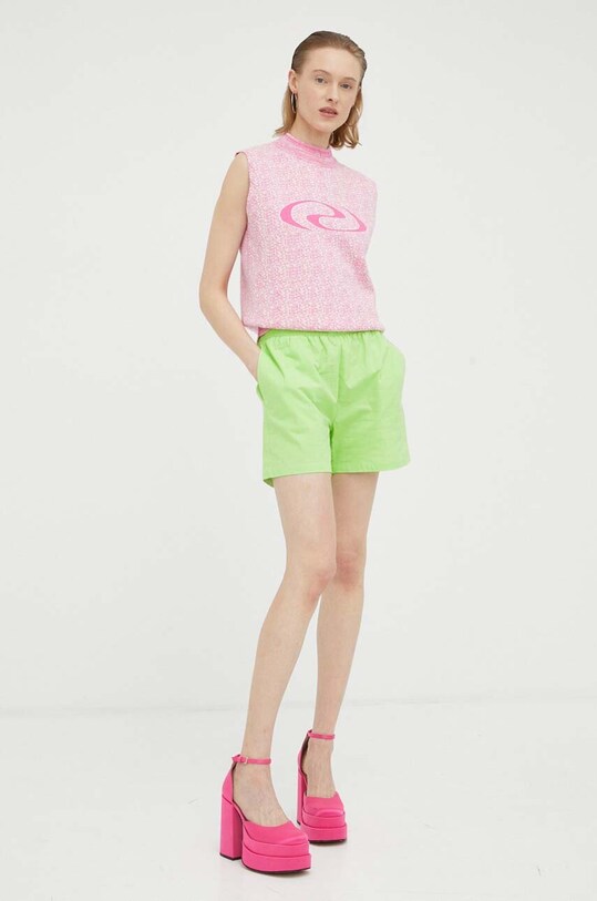 Résumé pantaloni scurti 16820931 verde SS23