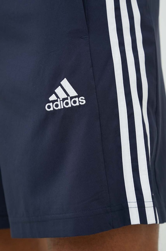 Îmbrăcăminte adidas pantaloni scurți de antrenament Essentials Chelsea IC1485 bleumarin
