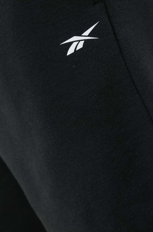 Kratke hlače Reebok HT1683 crna