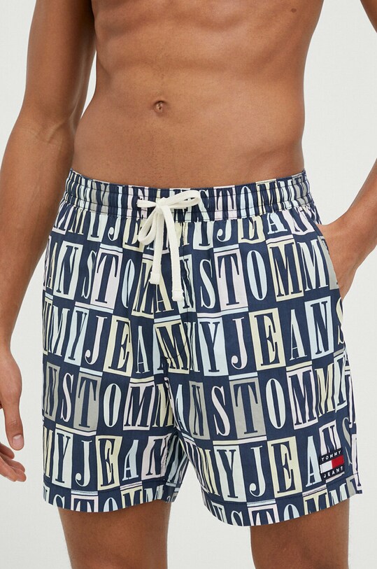 Tommy Jeans szorty wzorzyste granatowy DM0DM15971.PPYX