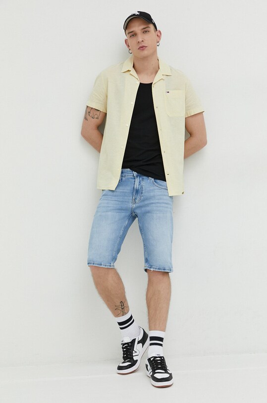 Τζιν σορτς Tommy Jeans τζιν μπλε DM0DM16150.PPYX
