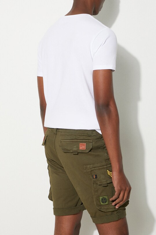 Ρούχα Σορτς Alpha Industries 186209.142 πράσινο