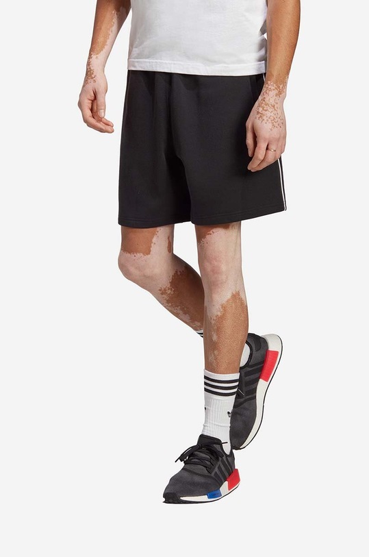 Šortky adidas Originals Adicolor Seasonal Archive pletenina čierna HR3323