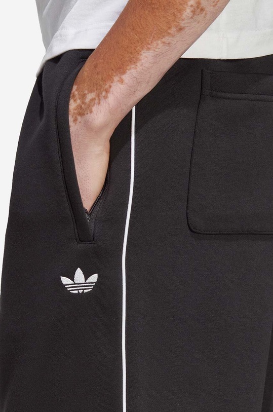 Šortky adidas Originals Adicolor Seasonal Archive HR3323 čierna