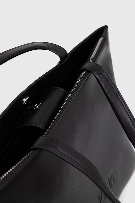 Calvin Klein kézitáska K60K610722.PPYX fekete