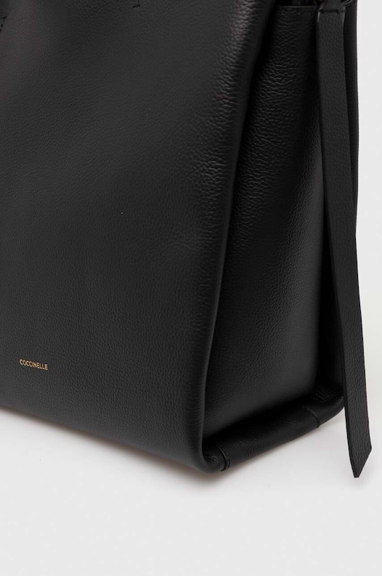 Kožená kabelka Coccinelle čierna E1.M50.18.01.01