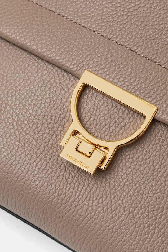 Шкіряна сумочка Coccinelle коричневий E1.MD5.18.01.01