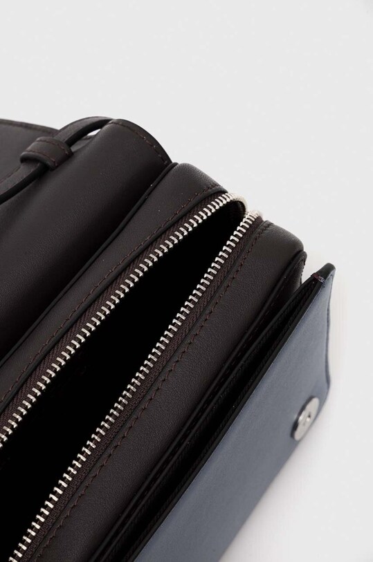 Шкіряна сумочка Karl Lagerfeld 230W3033